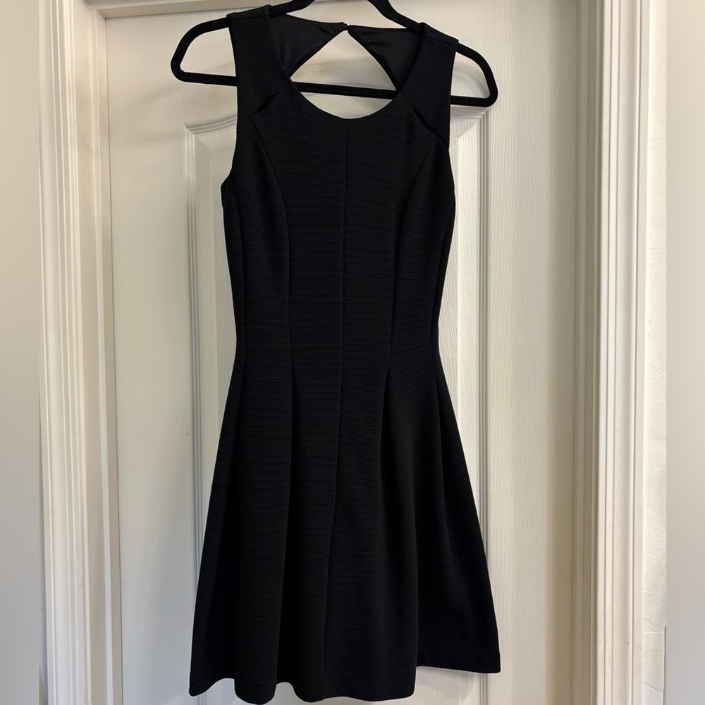 Elle Elegant Black Mini Dress